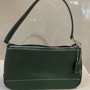 Nearly new Green coach bag in great condition from a none smoker, with no pets.